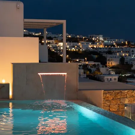 νumi Boutique Hotel *