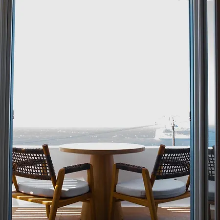 νumi Boutique Mykonos Town